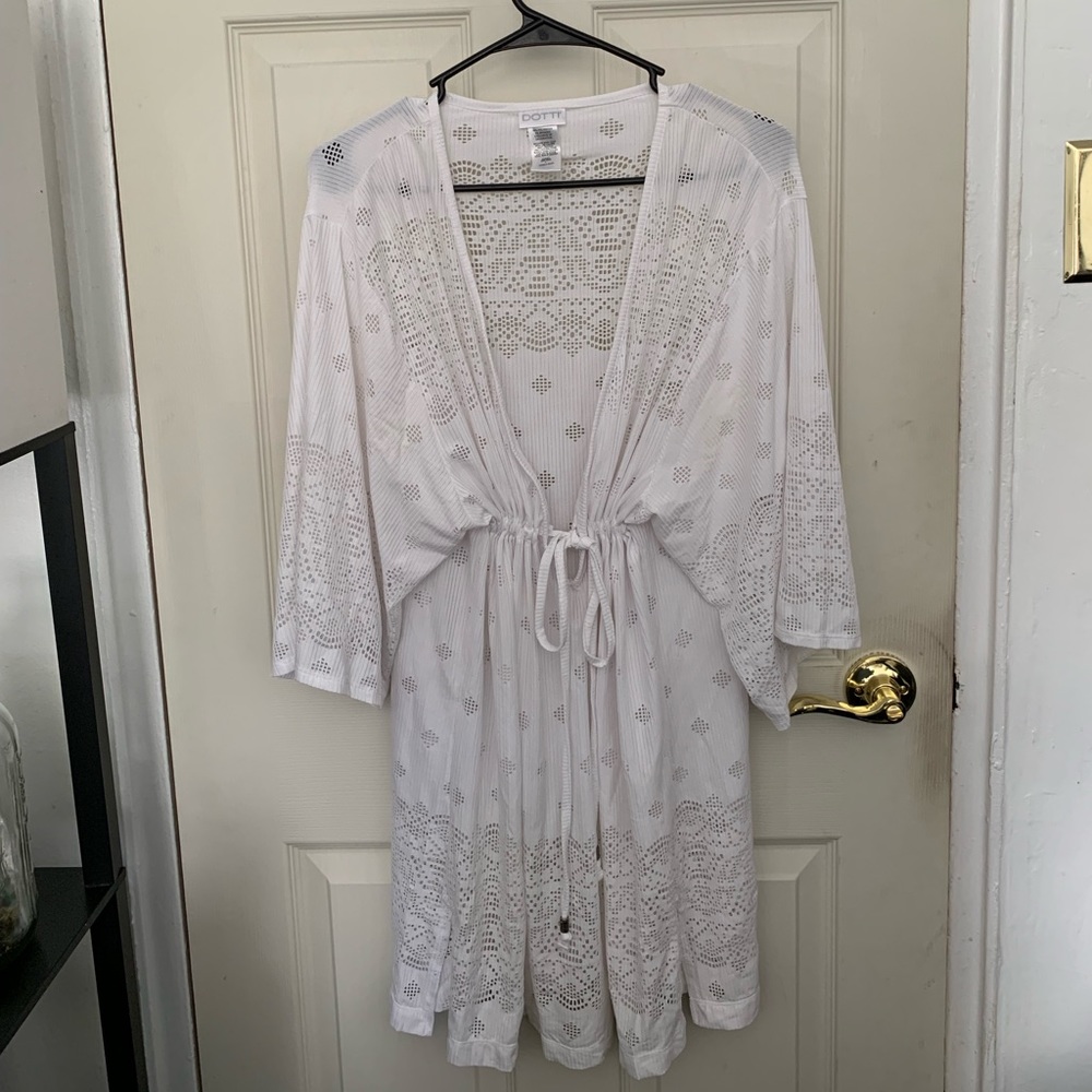 Dotti Beach Cover-Up